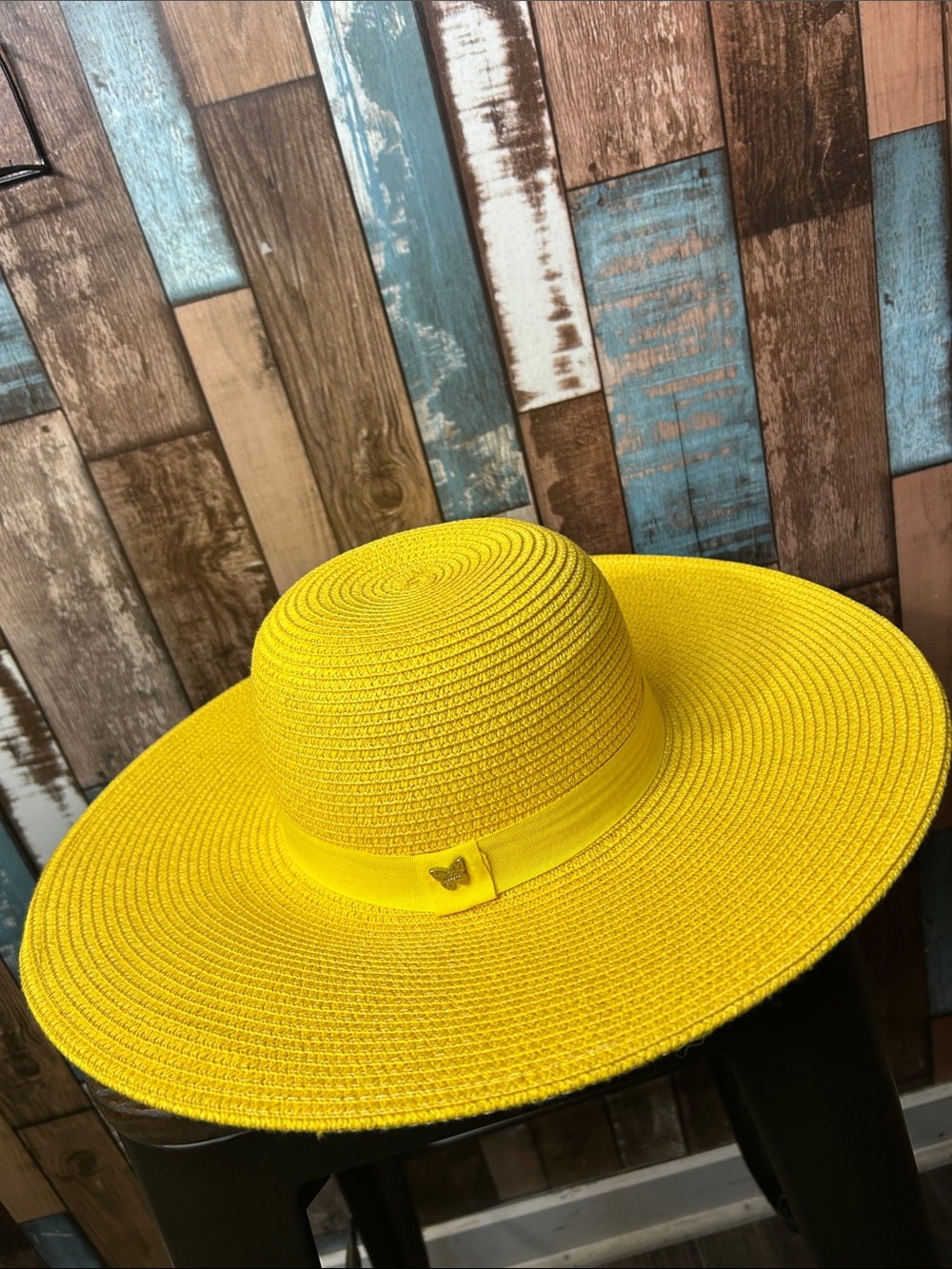 Wide-Brim Yellow Straw Sun Hat with Decorative Band